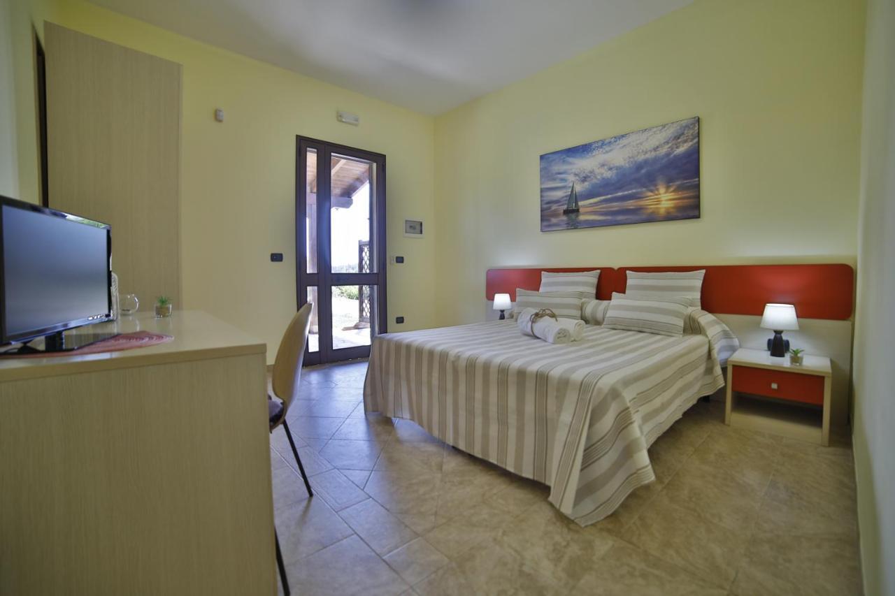 B&B La Casa Di Attilio Porto Cesareo Exterior foto